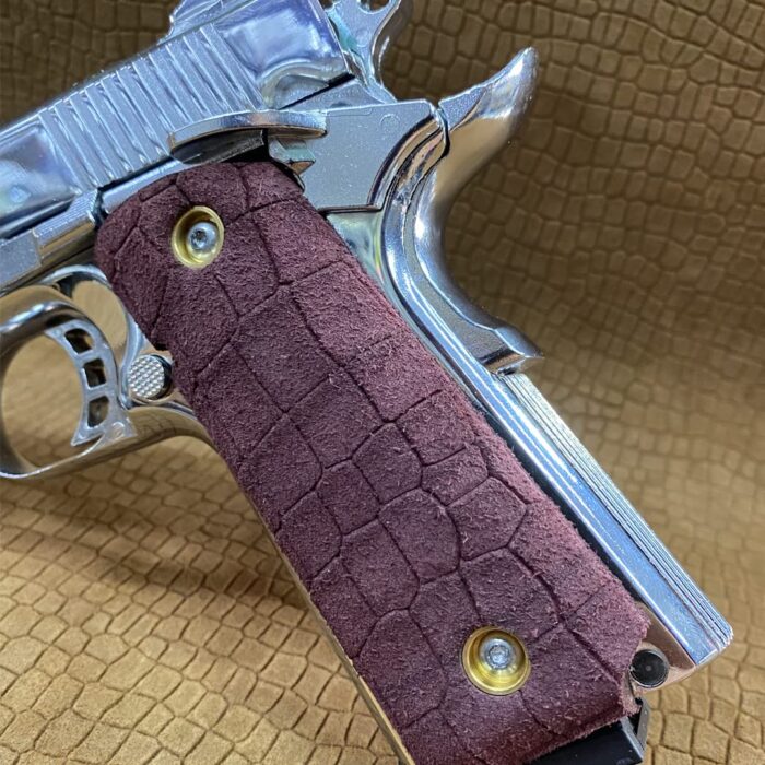 Stonewall &Amp; Comfort Beechwood Grips - Textured Confidence For Your 1911 - Image 3