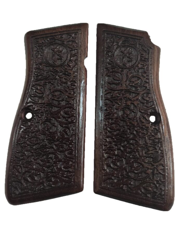 Celtic Knot And Triquetra Beechwood Grip