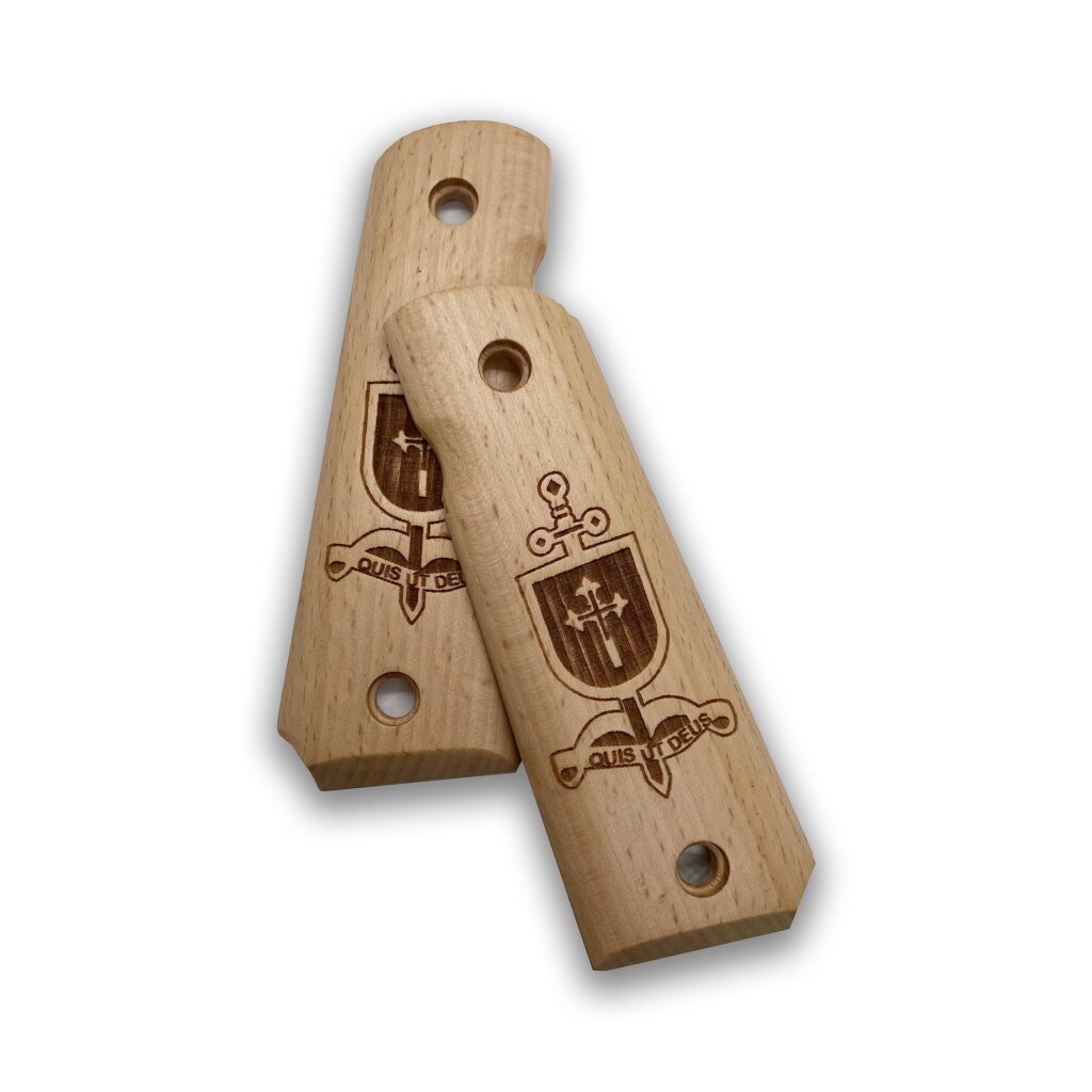 Full Size 1911 (Government/Commander) Walnut Pistol Grip Handmade from Walnut Wood Ars.11